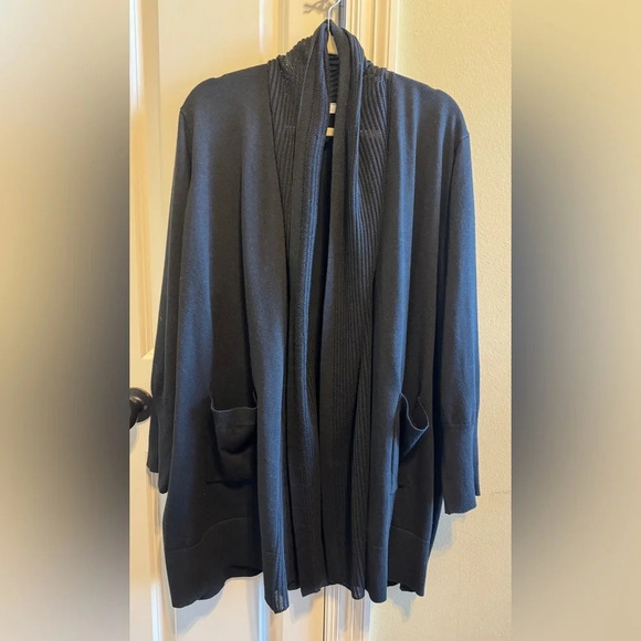Avenue Black Oversized Open Front Cardigan Sweater Pockets Size 26/28. - Picture 1 of 5